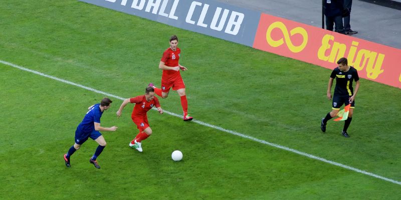 Ưu và nhược điểm khi chơi kèo tài xỉu 2.5 nghĩa là gì